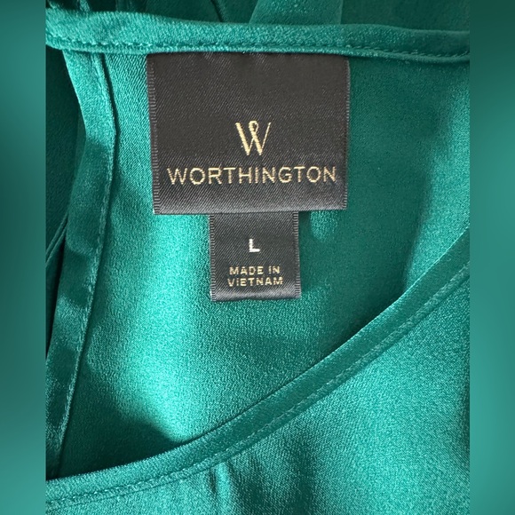 WORTHINGTON bold emerald ruffled sleeve - Picture 3 of 4